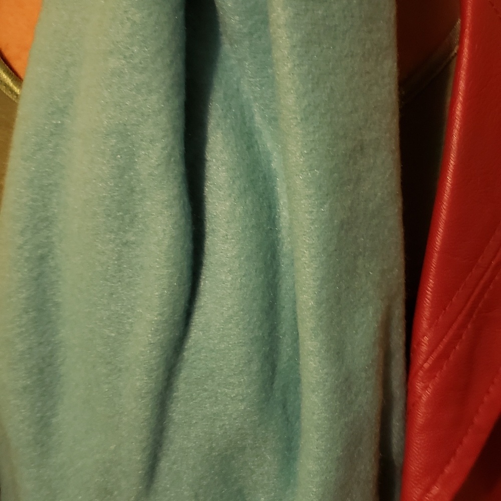 Fall/ Winter scarf - Picture 2 of 4